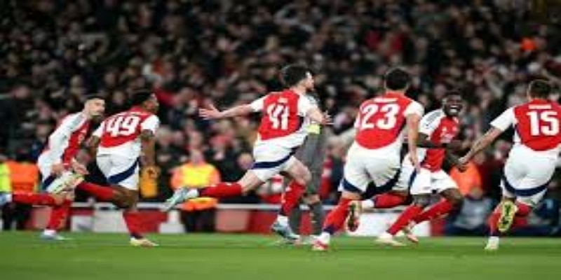 酋长球场奇迹：赖斯任意球引领开局- 开云体育