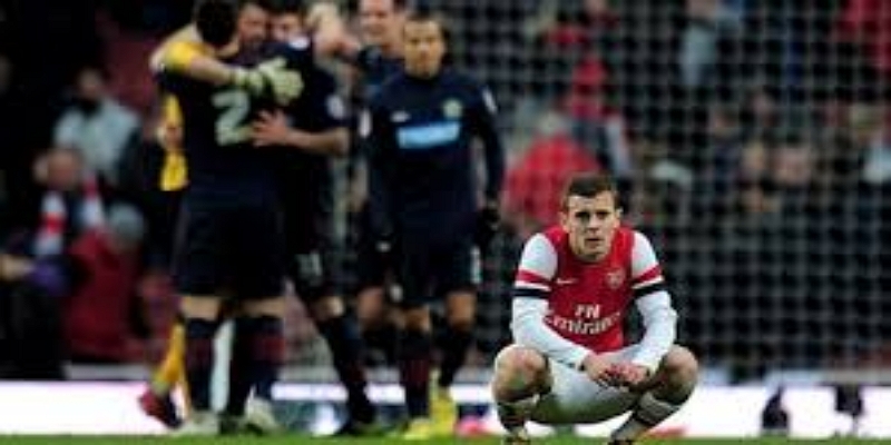 下半场反击与红牌因素- 开云体育