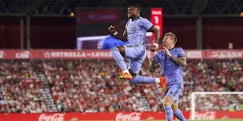 欧冠格局重塑：巴黎剑指决赛？-开云体育