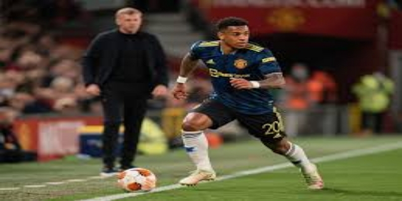 战术对决：中场控制权之争-开云体育